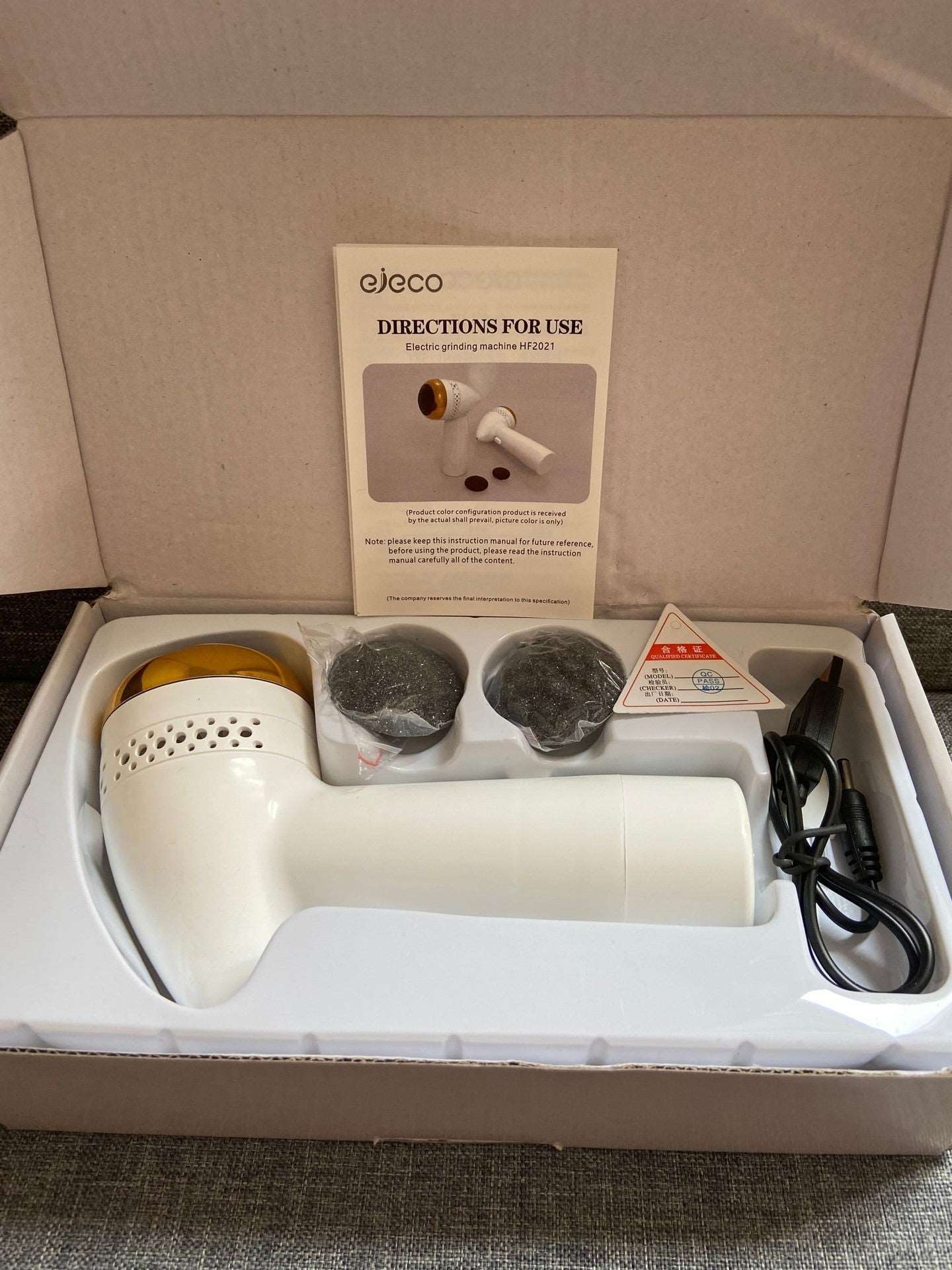 Electric Vacuum Foot Grinder - Aeroblix